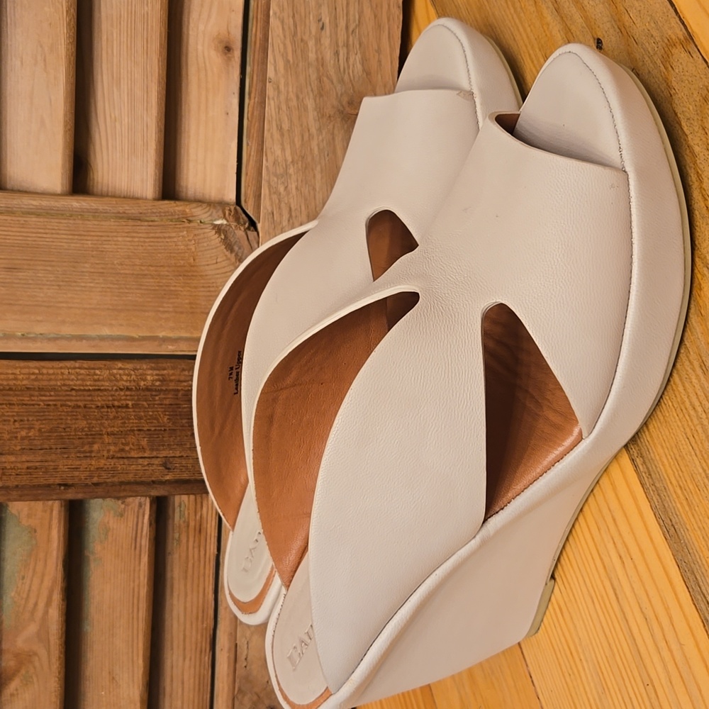 L'AMOUR DES PIEDS Ivybelle Leather Wedge, Sz 7.5, Like New